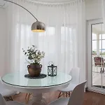 Apartment Tihi Iii
