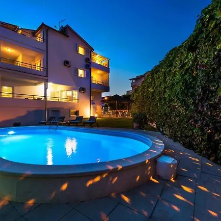 Tihi Iii Apartman Vodice