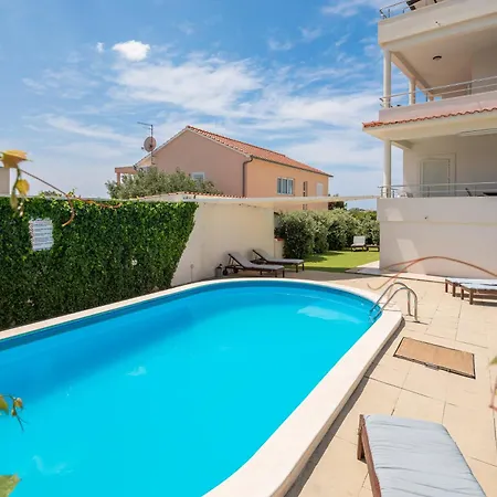 Appartement Tihi Iii