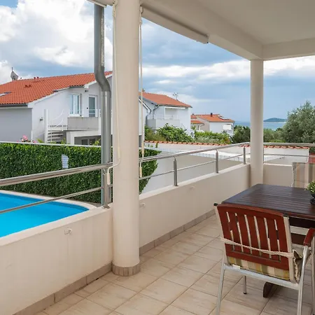 Tihi Iii Apartment *