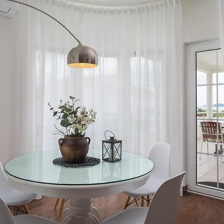 Appartement Tihi Iii