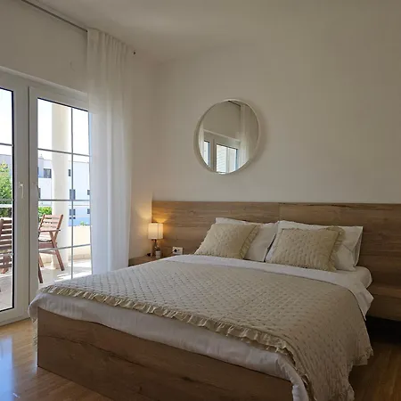 Tihi Iii Apartment *