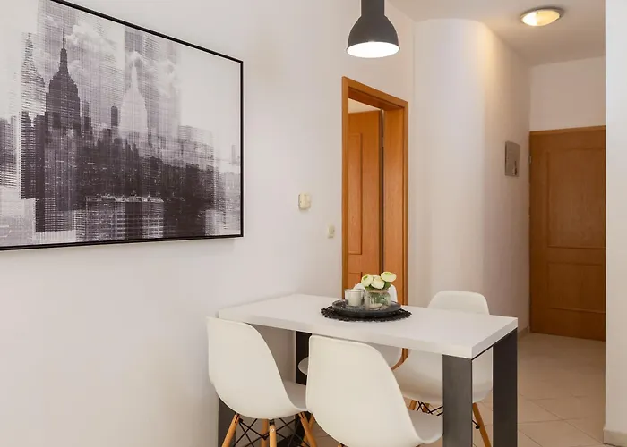 Tihi Iii Apartamento